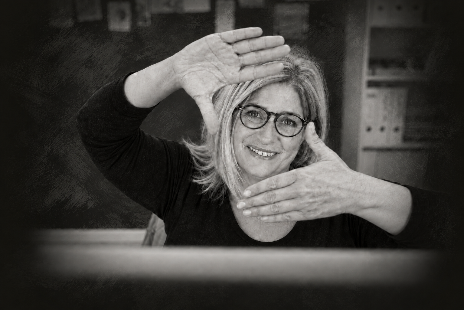 Stefania Costa nello studio