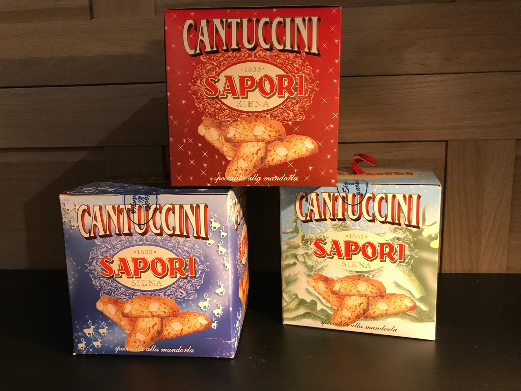 Sapori Siena — Collezione di packaging natalizio